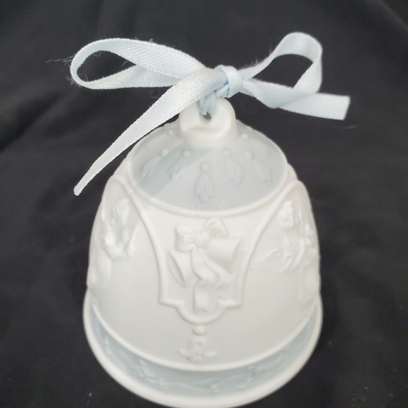 LLADRO 1994 Christmas Bell Ornament Blue White Holiday Collectible #203 - Picture 4 of 8